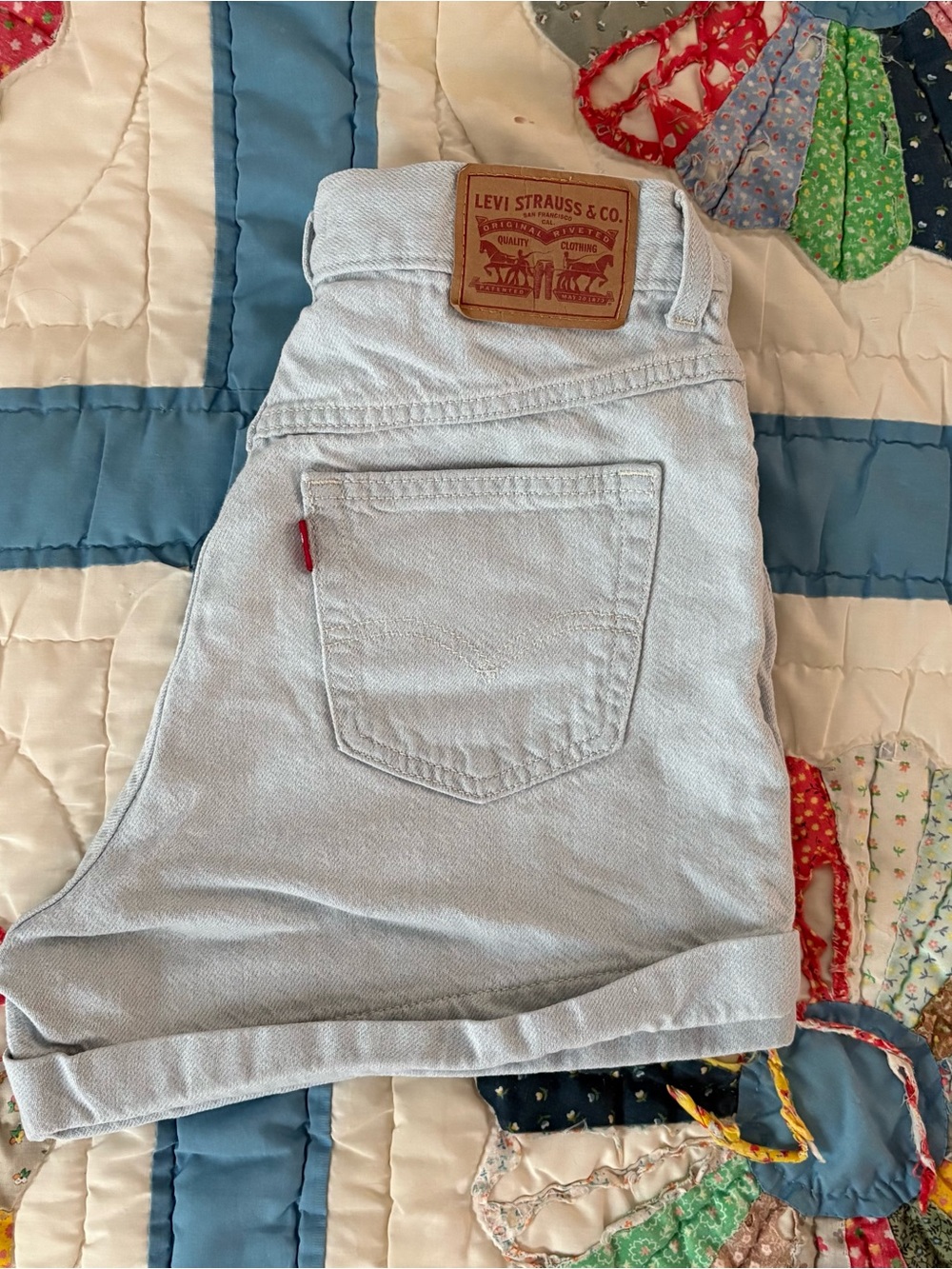 Levi's A-Line Mom Shorts in Light Blue Wash